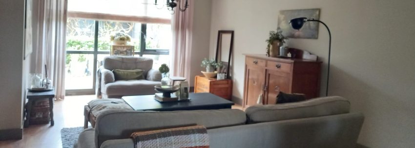 Raambekleding in de woonkamer